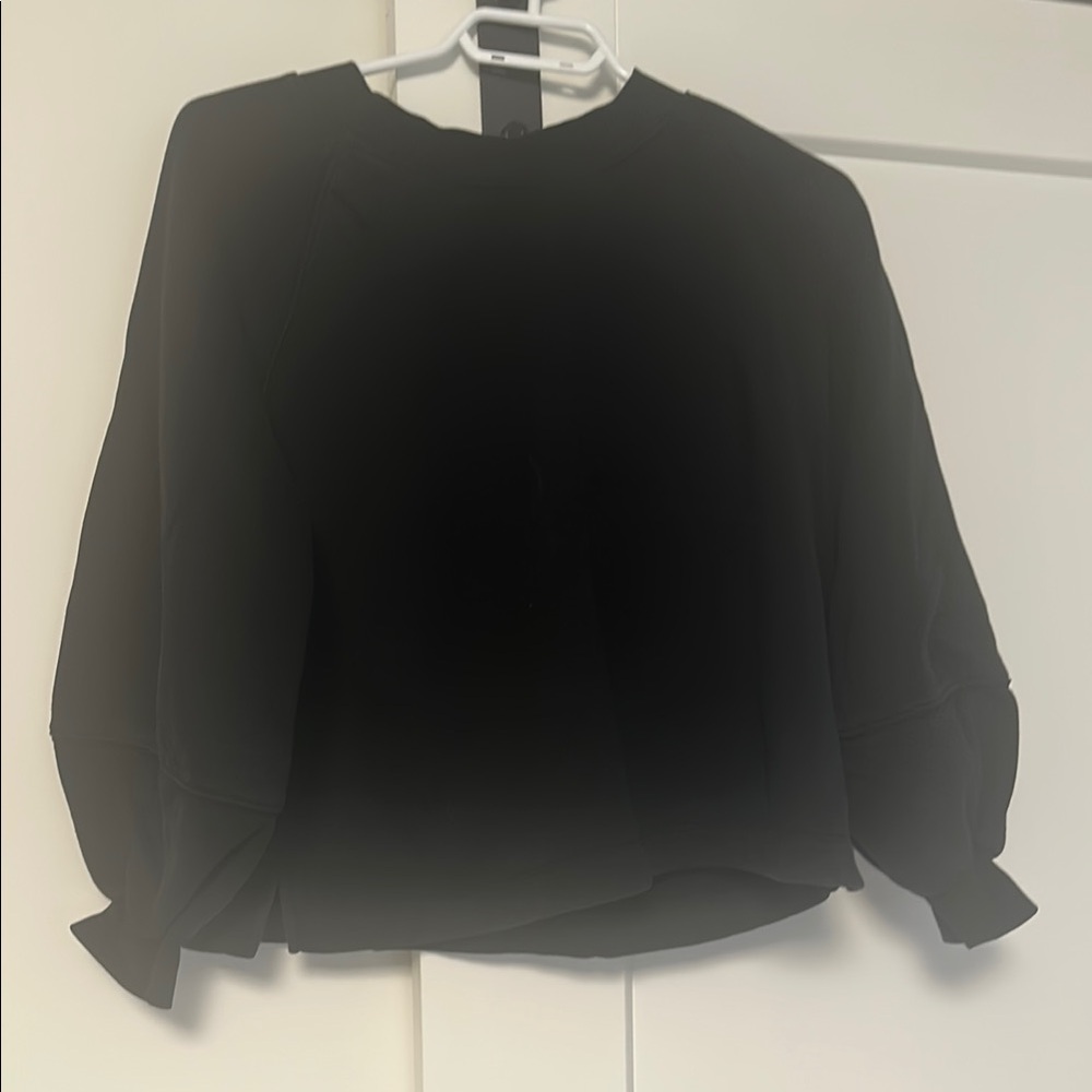 Old Navy Cropped Black Women's Sweatshirt